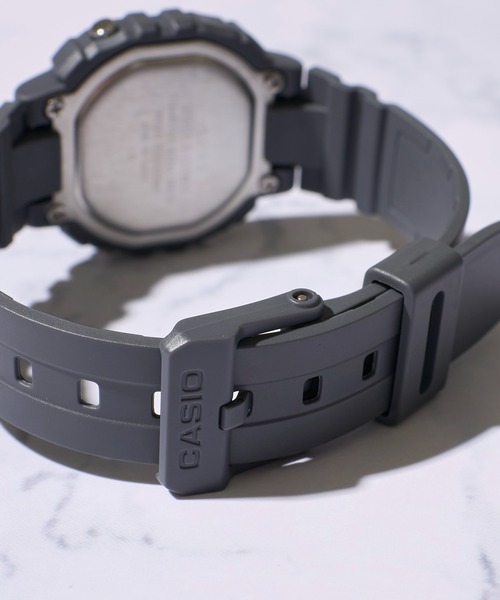 ADPOSION(アドポーション)の「【CASIO】デジタルウォッチ スタンダードシリーズ / LA-20WH-8A(デジタル腕時計・レディース・グレー・FREE)」の7枚目の写真