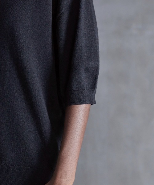 CALLNE（カルネ）の「【CALLNE】Vneck Summer Knit Shirt / Vネックサマーニットシャツ（Tシャツ/カットソー・メンズ・ブラック/グレー・M/L）」の6枚目の写真