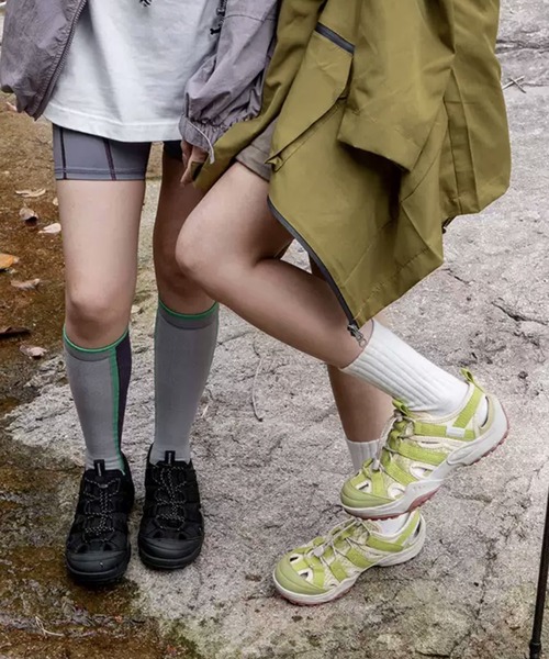 WESTBOY(ウエストボーイ)の「テックサンダル レースアップ ストリートカジュアル ユニセックス MDK25S1SD17【Mule Donkey】(サンダル・メンズ・ブラック/ライトグリーン・44/43/42)」の4枚目の写真