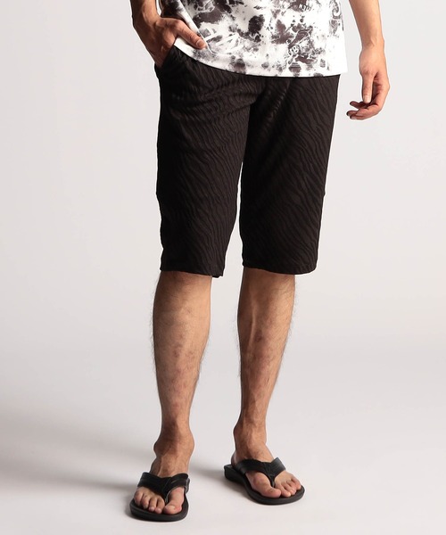 NICOLE CLUB FOR MEN(ニコルクラブフォーメン)の「アラカルトリンクスジャカードハーフパンツ(その他パンツ・メンズ・ブラック系1/ホワイト系1/ホワイト系2/ブラック系2・MEDIUM/LARGE/X-LARGE/SMALL)」の3枚目の写真