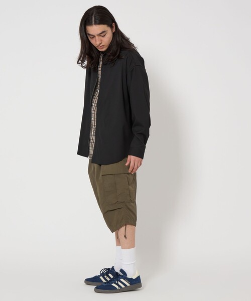 CITEN（シテン）の「＜CITEN＞リップクロップドイージーパンツ（カーゴパンツ・メンズ・ブラック/オリーブ・M/L）」の6枚目の写真