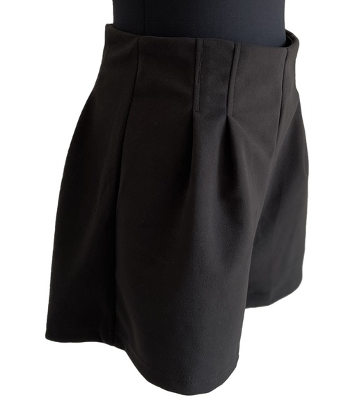 DiamondHearts(ダイヤモンドハーツ)の「Aラインハイウエストショートパンツ(その他パンツ・レディース・ブラック・SMALL/MEDIUM/LARGE)」の3枚目の写真