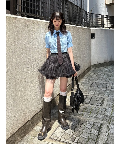 jouetie（ジュエティ）の「【再入荷】クロップドフリルブラウス（シャツ/ブラウス・レディース・オフホワイト/ブルー/ブラック・MEDIUM）」の4枚目の写真