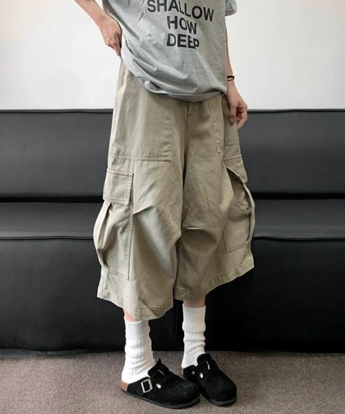 NOWLE（ノウル）の「【NOWLE】リラックスフィット ワイド クロップド カーゴパンツ（カーゴパンツ・メンズ・ライトグレー/ダークグレー/オフホワイト・MEDIUM/LARGE/X-LARGE）」の11枚目の写真