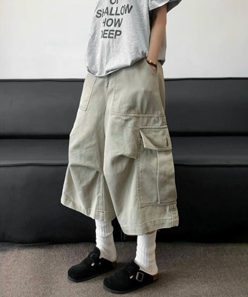 NOWLE（ノウル）の「【NOWLE】リラックスフィット ワイド クロップド カーゴパンツ（カーゴパンツ・メンズ・ライトグレー/ダークグレー/オフホワイト・MEDIUM/LARGE/X-LARGE）」の12枚目の写真