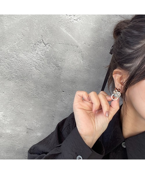 tone(トーン)の「【musk】ピンク×ブラウンのシックイヤリング(MA)(イヤリング・レディース・シルバー・FREE)」の5枚目の写真