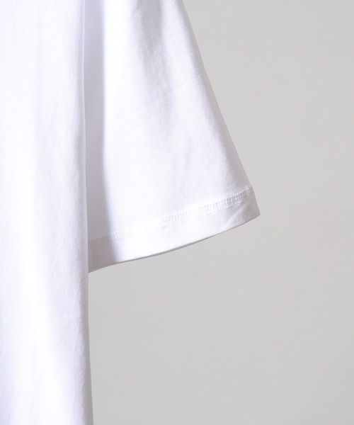 Guess(ゲス)の「GUESS SS CN GUESS GEO TRIANGLE TEE Tシャツ(Tシャツ/カットソー・メンズ・ホワイト・L/XL/M)」の6枚目の写真