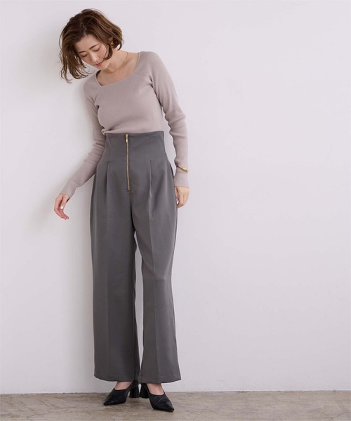 UR'S(ユアーズ)の「ZIPデザインタックワイドパンツ(その他パンツ・レディース・ボルドー/チャコール/ブラック・S/M/L)」の4枚目の写真