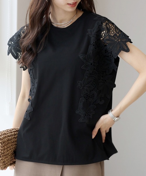 Aletta vita(アレッタビータ)の「カットレースフレンチカットソー(Tシャツ/カットソー・レディース・オフホワイト/ブラック・M)」の1枚目の写真