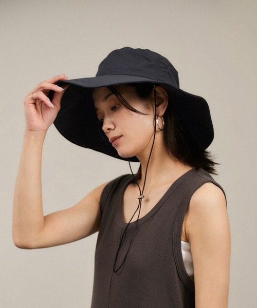 SALON adam et rope'（サロン アダム エ ロペ）の「【追加・WEB限定】2WAYレイヤーハット［接触冷感・洗える・撥水・取り外し可能］（ハット・レディース・ベージュ/ブラック・FREE）」の7枚目の写真