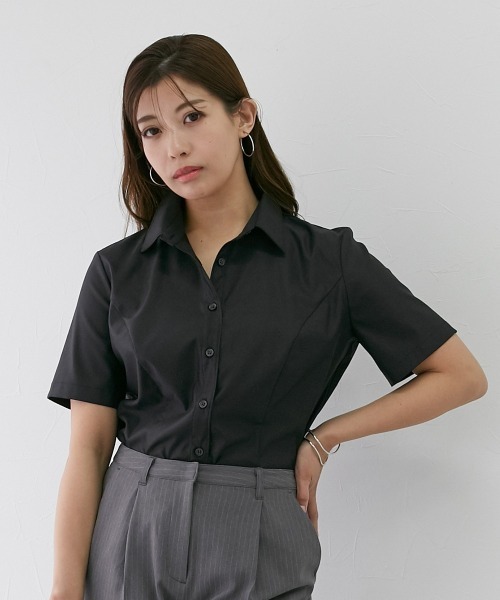 大きい胸専用】ボタンがきちんと閉まる 半袖シャツ（事務服