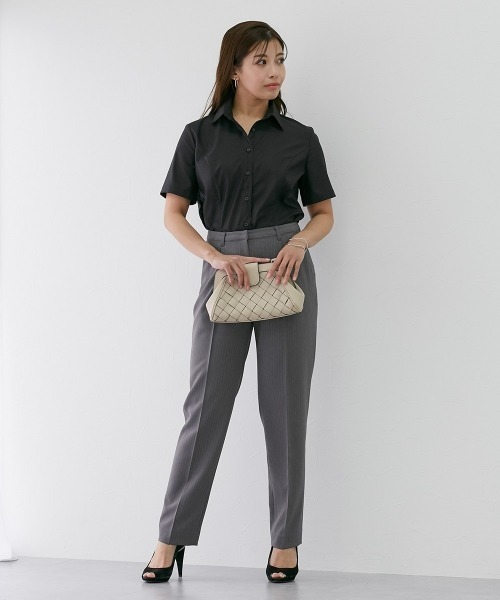 Nissen glamor(ニッセングラマー)の「【大きい胸専用】ボタンがきちんと閉まる 半袖シャツ(事務服・制服・白シャツ)(ビジネスシャツ・レディース・オフホワイト/ブラック・M/S/LL/L)」の6枚目の写真