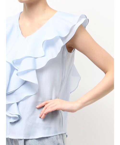 LAGUNAMOON（ラグナムーン）の「ノースリーブラッフルブラウス（シャツ/ブラウス・レディース・ブラック/ブルー/アイボリー・FREE）」の17枚目の写真
