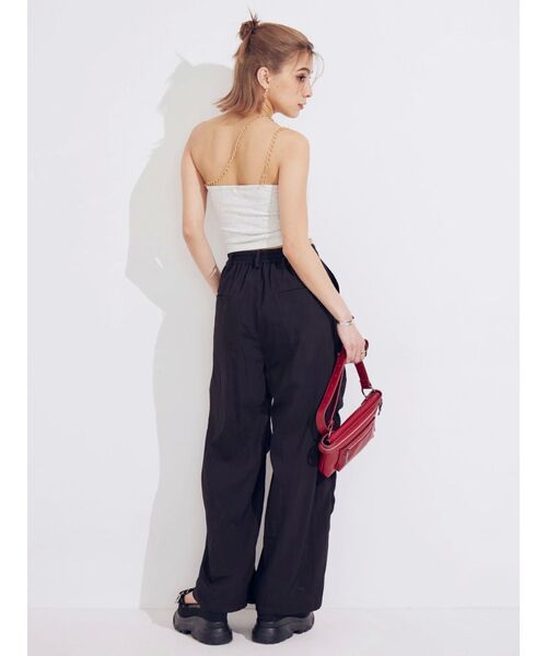 EVRIS（エヴリス）の「ドロストフレアパンツ（その他パンツ・レディース・ホワイト/レッド/ブラック・MEDIUM/SMALL）」の17枚目の写真