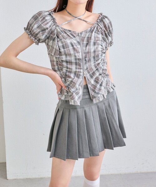 OLIVE des OLIVE（オリーブデオリーブ）の「ダブルベルトプリーツスカート（スカート・レディース・チャコールグレー/ブラック/ネイビー/キャメル・FREE）」の6枚目の写真