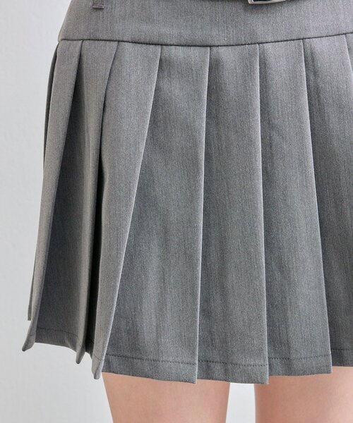 OLIVE des OLIVE（オリーブデオリーブ）の「ダブルベルトプリーツスカート（スカート・レディース・チャコールグレー/ブラック/ネイビー/キャメル・FREE）」の18枚目の写真