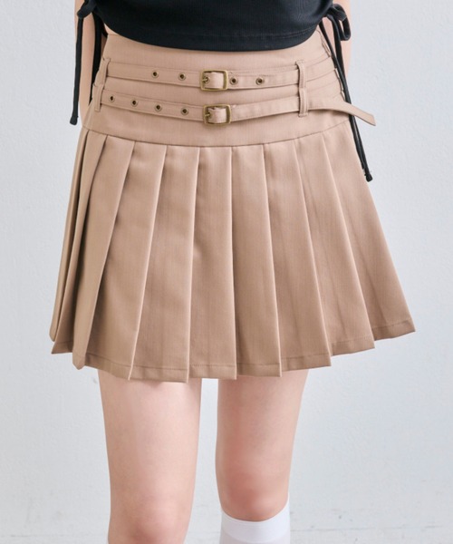 OLIVE des OLIVE（オリーブデオリーブ）の「ダブルベルトプリーツスカート（スカート・レディース・チャコールグレー/ブラック/ネイビー/キャメル・FREE）」の4枚目の写真