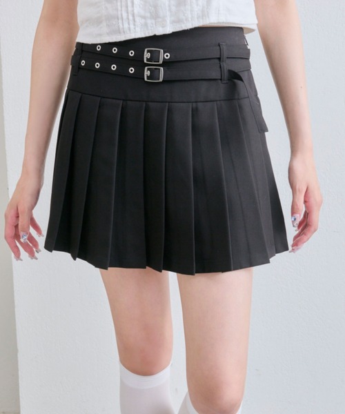 OLIVE des OLIVE（オリーブデオリーブ）の「ダブルベルトプリーツスカート（スカート・レディース・チャコールグレー/ブラック/ネイビー/キャメル・FREE）」の2枚目の写真