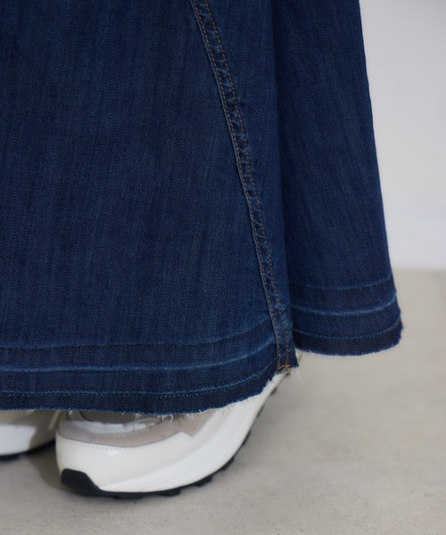 KATHARINE ROSS（キャサリンロス）の「【KATHARINE ROSS】リメイク風ストレッチデニムスカート（デニムスカート・レディース・ライトブルー/ブルー・MEDIUM）」の3枚目の写真