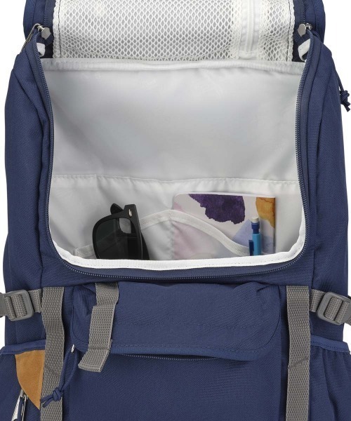 JANSPORT（ジャンスポーツ）の「JANSPORT HATCHET (BONDED LEATHER VERSION)（ジャンスポーツ ハチェット (ボンデッドレザー バージョン)）（バックパック/リュック・メンズ・ネイビー/ブラック・FREE）」の11枚目の写真