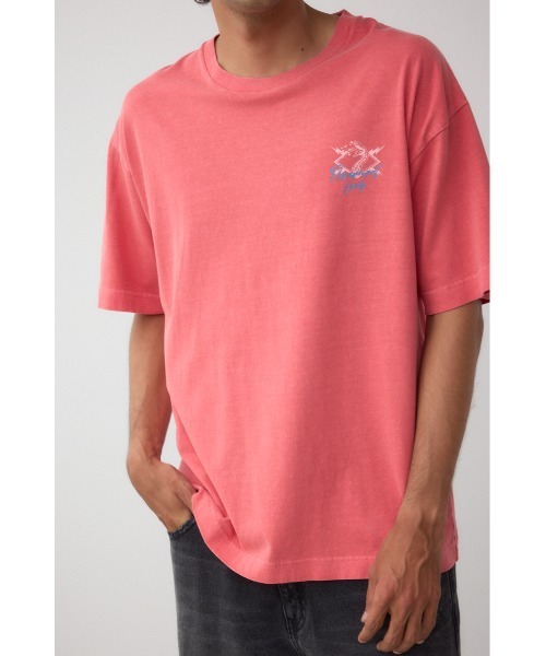 AZUL by moussy(アズールバイマウジー)の「ピグメントグラフィックTシャツ(Tシャツ/カットソー・メンズ・ホワイト/ライトブラック/バーガンディー・MEDIUM/LARGE)」の1枚目の写真