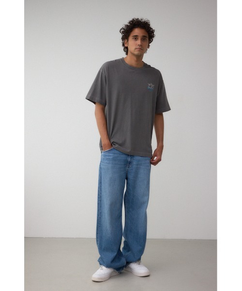 AZUL by moussy(アズールバイマウジー)の「ピグメントグラフィックTシャツ(Tシャツ/カットソー・メンズ・ホワイト/ライトブラック/バーガンディー・MEDIUM/LARGE)」の6枚目の写真