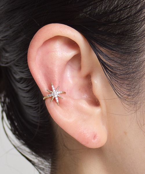 Zoule（ゾーラ）の「Zoule ゾーラ：Luminousシリーズ　petit luminous cuff　イヤーカフ（イヤーカフ・レディース・ゴールド/シルバー・FREE）」の7枚目の写真