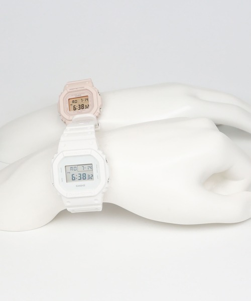 G-SHOCK(ジーショック)の「Pair Model / DW-5600WW-7JF × BGD-565U-4JF(デジタル腕時計・メンズ・ホワイト×ピンク・FREE)」の5枚目の写真