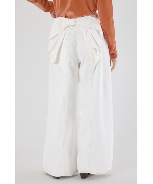 RODEO CROWNS WIDE BOWL（ロデオクラウンズワイドボウル）の「ビッグリボンデニムパンツ（デニムパンツ・レディース・オフホワイト/ブルー/ワンウォッシュ・SMALL/MEDIUM）」の11枚目の写真