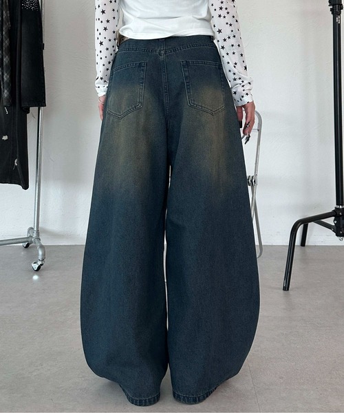 sedacle(セダクル)の「ワイドカーブダメージデニム(デニムパンツ・レディース・ブラック/ダークインディゴブルー・MEDIUM/SMALL)」の12枚目の写真