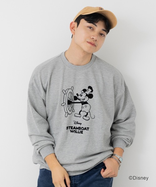 Disney(ディズニー)の「〈ディズニー〉フロッキープリント 裏毛トレーナー(スウェット・メンズ・オートミール/ピンク/グレー/クリーム・MEDIUM/LARGE)」の2枚目の写真