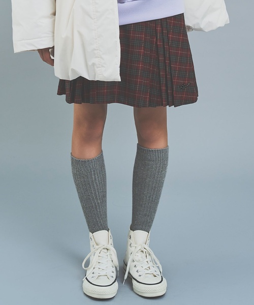 pom ponette junior(ポンポネットジュニア)の「ボタンプリーツスカパン(スカート・キッズ・レッド/ベージュ/グレー・S:140cm/L:160cm/M:150cm/LL(165cm))」の3枚目の写真