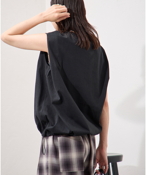 JOURNAL STANDARD(ジャーナルスタンダード)の「《追加2》シャーリングノースリーブTシャツ(Tシャツ/カットソー・レディース・ブラウン系その他/ブラック/ホワイト・FREE)」の17枚目の写真