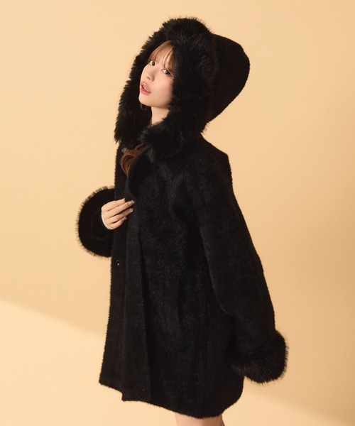 美品　イタリア製　Solleciti　ロングコート　ファー　ブラック 美品 イタリア製 Solleciti ロングコート ファー ブラック