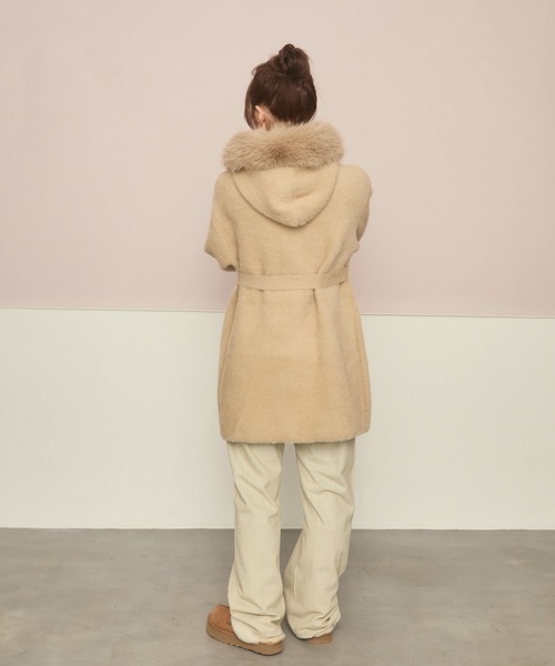 本日限定値下げ❣️leur logette アイボリー ファー付きロングコート 本日限定値下げ❣️leur logette アイボリー ファー付きロング