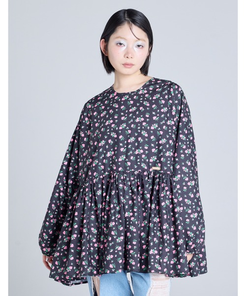 Little sunny bite（リトルサニーバイト）の「floral mini dress（Tシャツ/カットソー・レディース・ホワイト/ブラック/ピンク・SMALL/MEDIUM）」の2枚目の写真