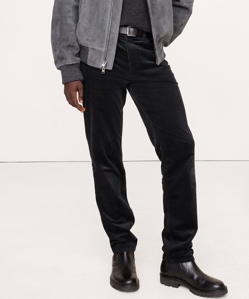 Banana Republic（バナナリパブリック）の「◆スリム コーデュロイ トラベラー パンツ（チノパンツ・メンズ・ベージュ/グレー/ダークブラウン・32W 30L/30W 30L/28W 30L/31W 30L/33W 30L/34W 30L/29W 30L）」の2枚目の写真