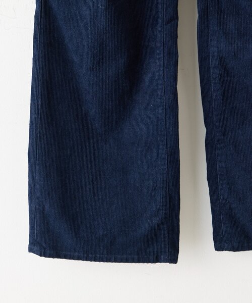Kastane（カスタネ）の「【UNISEX/2サイズ展開/SETUP対応】コーデュロイニータックパンツ（その他パンツ・レディース・ブラウン/ネイビー・2/1）」の22枚目の写真