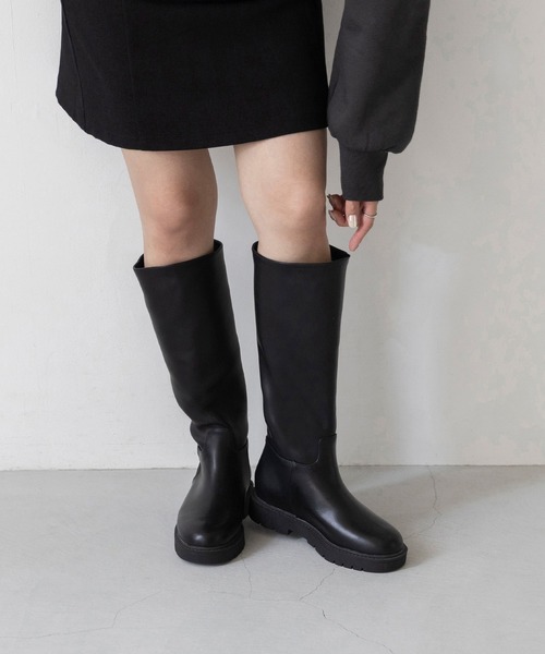welleg(ウェレッグ)の「【 晴雨兼用 】ラウンドトゥ ロングブーツ(ブーツ・レディース・ブラック・S/M/L/LL)」の7枚目の写真
