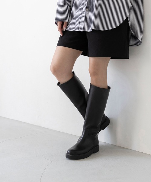 welleg(ウェレッグ)の「【 晴雨兼用 】ラウンドトゥ ロングブーツ(ブーツ・レディース・ブラック・S/M/L/LL)」の3枚目の写真