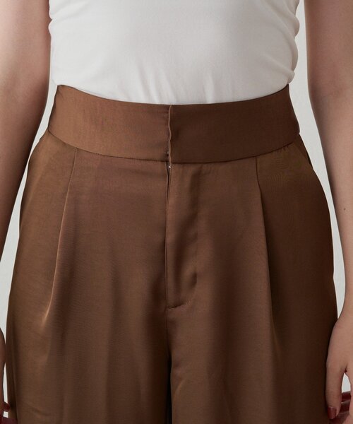 LOUNGEDRESS（ラウンジドレス）の「ワイドベルトサテンパンツ 2nd（その他パンツ・レディース・アイボリー/ブラウン・SMALL/MEDIUM）」の5枚目の写真