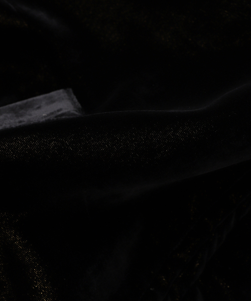 Couture d'adam（クチュールドアダム）の「COUTURE D’ADAM (クチュール ド アダム) Velvet Dress Tunkers（その他アウター・メンズ・ブラック・40/42）」の2枚目の写真