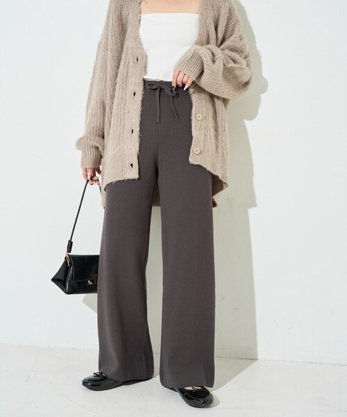 FREAK'S STORE(フリークスストア)の「限定展開 ニット ワイド イージーパンツ(その他パンツ・レディース・ブラウン/ナチュラル/チャコールグレー/ネイビー/ベージュ/ブラック/レッド・SMALL/MEDIUM)」の2枚目の写真