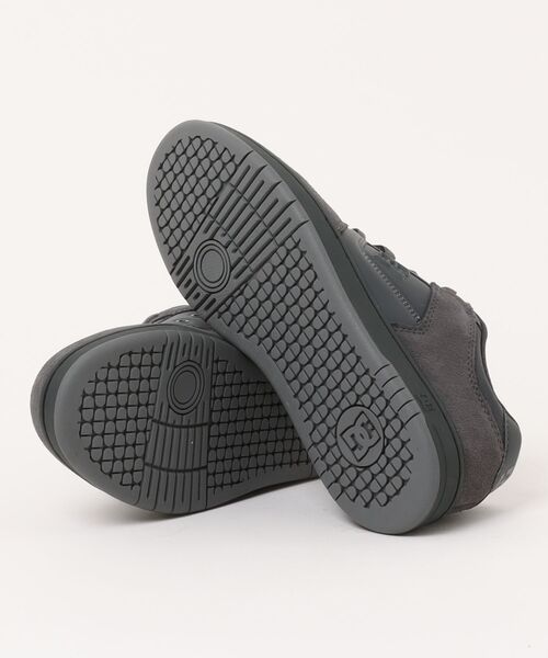 DC SHOES(ディーシーシューズ)の「DC SHOES ディーシーシューズ MANTECA 4 SE メンズスニーカー(マンテカ4SE) DM256008(スニーカー・メンズ・ブラック・26.0cm/26.5cm/27.0cm/27.5cm/28.0cm/28.5cm/29.0cm/25.5cm)」の3枚目の写真