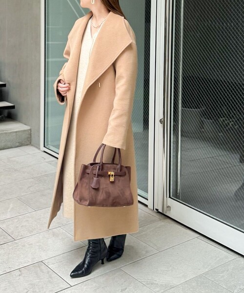 NOLLEY’S Sophi(ノーリーズソフィ)の「【一部WEB限定色】アンゴラビーバーベルテッドロングコート(その他アウター・レディース・ネイビー/ベージュ/キャメル/チャコールグレー・36/38)」の4枚目の写真