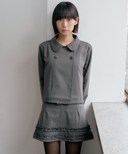 UNE MANSION（ユヌマンション）の「【UNE ORIGINAL】ラウンドカラーユニークフロントボタンダブルジャケット（テーラードジャケット・レディース・グレー/ブラック/ネイビー・FREE）」の20枚目の写真