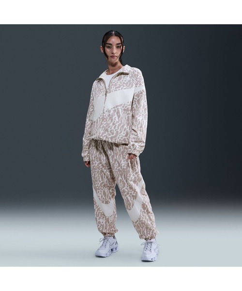 NIKE（ナイキ）の「ナイキ NIKE ナイキ  NSW トレンド ウーヴン ハイブリット AOP ジャケット（ナイロンジャケット・レディース・ブラウン/ブラック・L/M）」の8枚目の写真