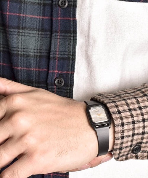 CASIO(カシオ)の「【RES】【CASIO(カシオ)】スクエアフェイス ミニ(アナログ腕時計・レディース・ゴールド/シルバー/ブラック系その他/ブラック系その他2/ホワイト/ブラック/ブルー・FREE)」の12枚目の写真