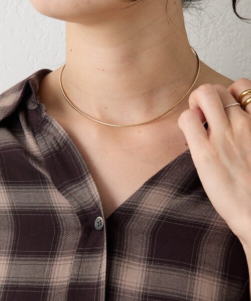 RIVE DROITE(リヴドロワ)の「【洗練された印象に】ワイヤーショートネックレス(ネックレス・レディース・シルバー/ゴールド・FREE)」の1枚目の写真