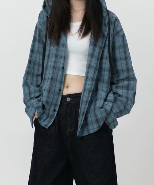 lulufa(ルルファ)の「オーバーサイズ フード付きチェックシャツ 長袖/ルーズシルエット ユニセックス(シャツ/ブラウス・メンズ・ブルー/グレー/ブラウン・MEDIUM/LARGE)」の15枚目の写真
